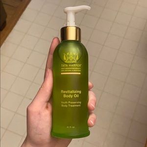 Tata Harper revitalizing body oil 3 out of 3